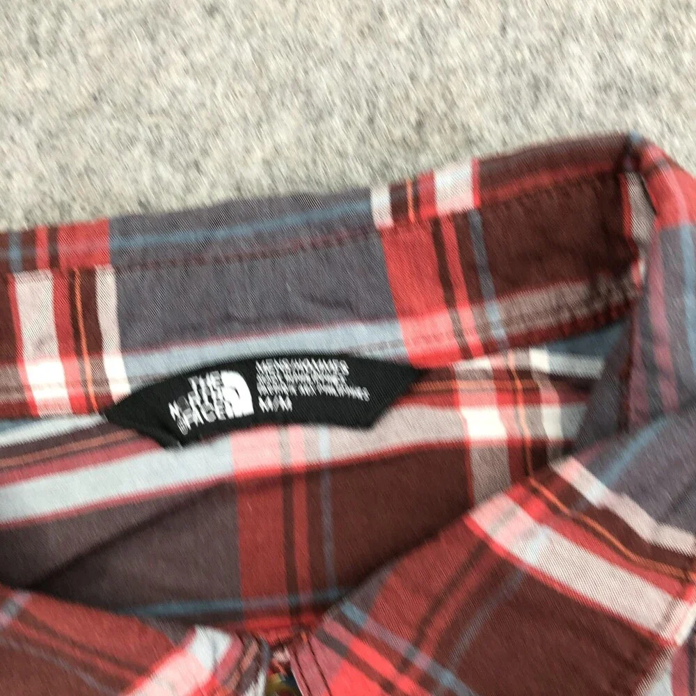 The North Face Shirt Mens Medium Red Plaid Long Sleeve Button Up Casual Outdoor
